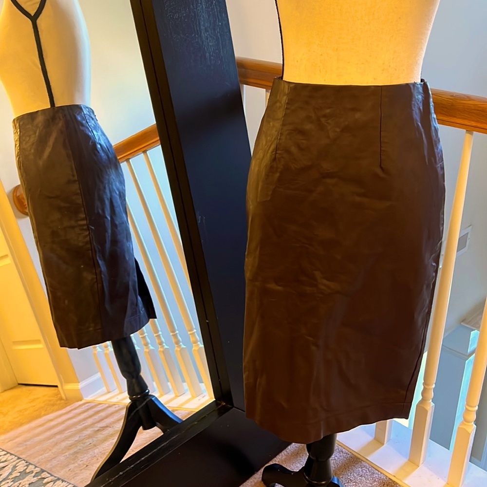 Ann Taylor | Pleather below-knee skirt